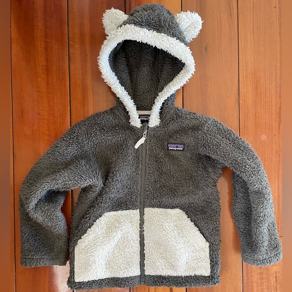 Patagonia Fuzzy Bear Hoodie 3T